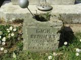 image of grave number 867452